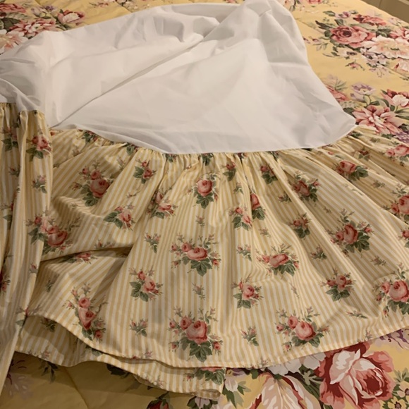 Full /Queen Ralph Lauren comforter set - Picture 4 of 8